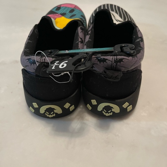 Disney Nightmare Before Christmas Men’s Shoes(NWT) - Picture 8 of 8